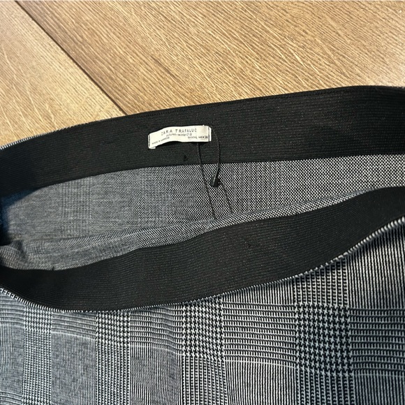 ZARA | pencil skirt in houndstooth with a black/white/gold side stripe size L - Picture 8 of 11